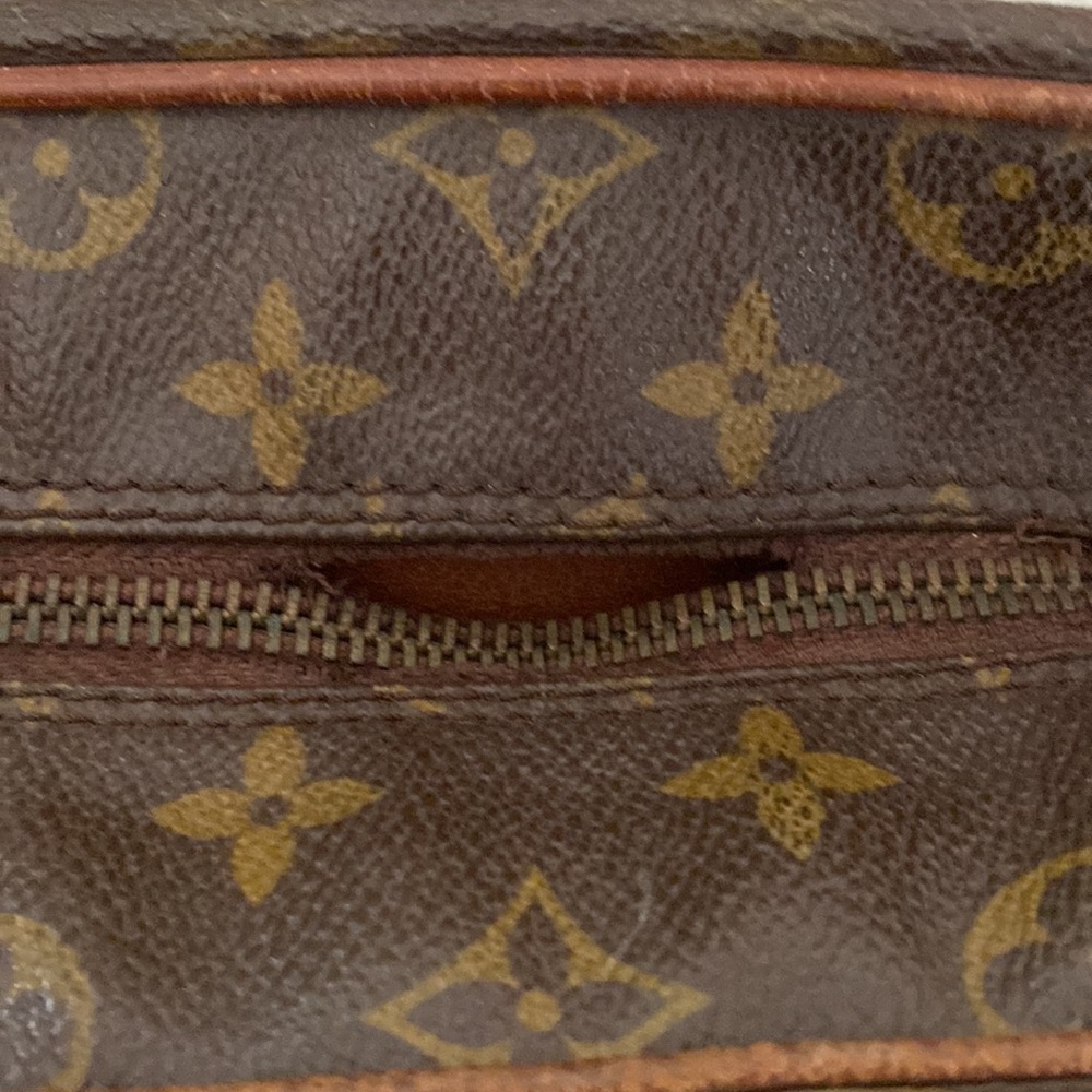 Louie Vuitton Satchel Bag Over The Shoulder. LV Beautiful Vintage Bag - Picture 10 of 11